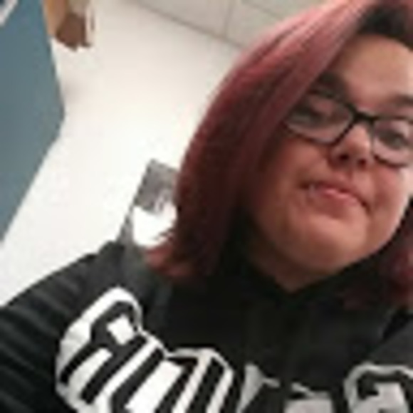 Meet your Posher, Bethany - Picture 1 of 1